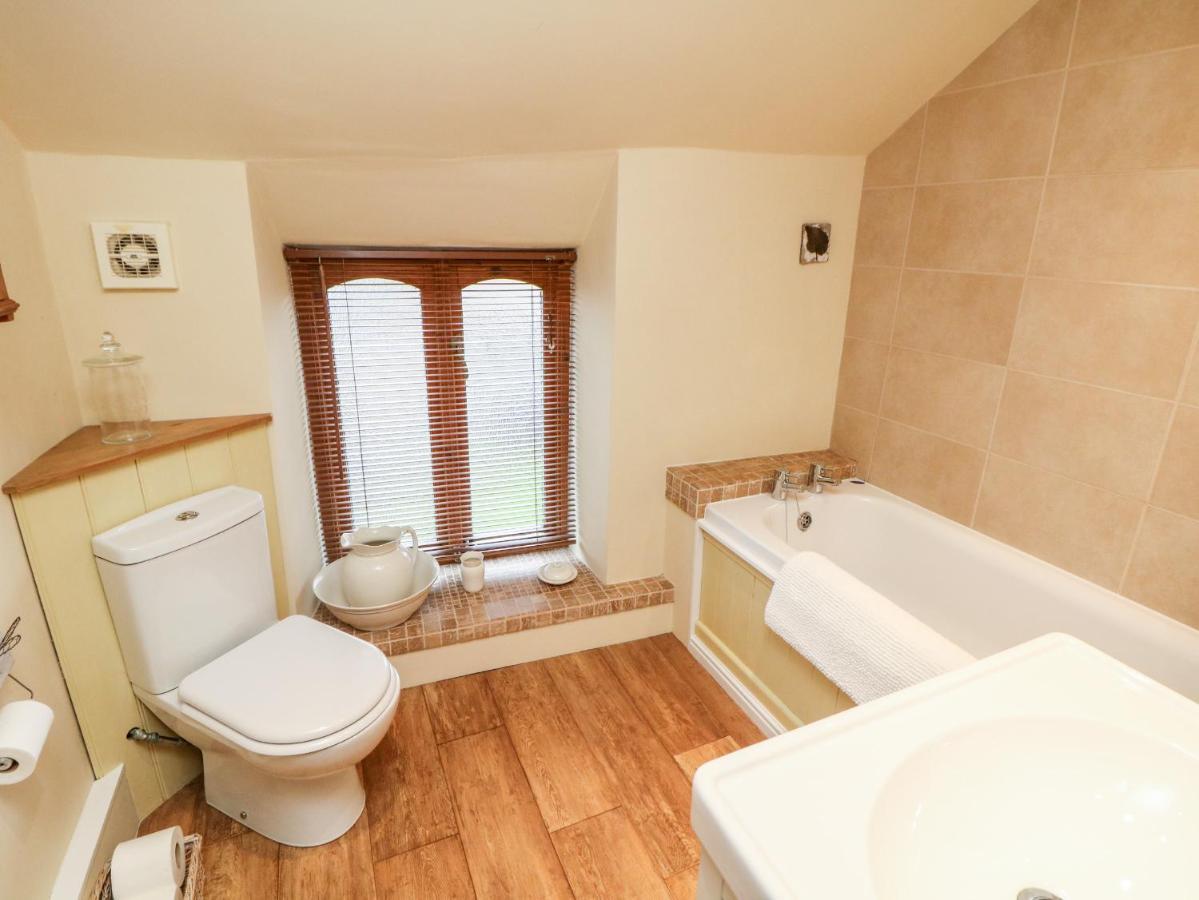 Kempshill Cottage Тайдсуел Екстериор снимка