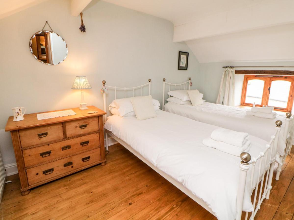 Kempshill Cottage Тайдсуел Екстериор снимка